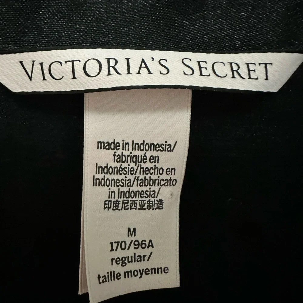 VICTORIA’S SECRET | Women’s Medium Black Satin Two-Piece Pajamas - Picture 5 of 9